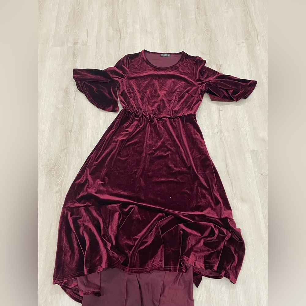 SHEIN Burgundy Velvet Maxi Dress